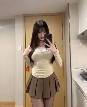 微胖胸大粉b