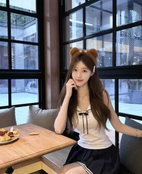 南开白皙长腿兼职小姐姐