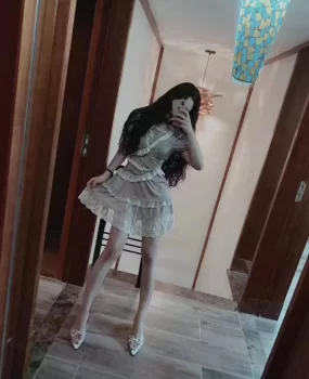 忍痛换币身材服务超好的小姐姐