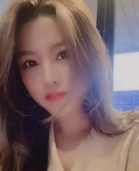 口爆吞精的妹子，服务特别棒，可以满足顾客一切需求