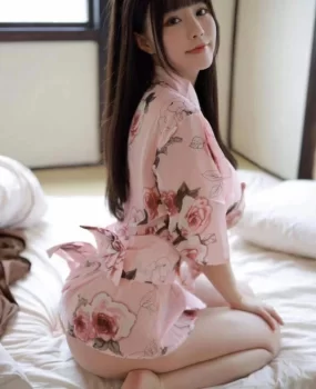 兼职小姐姐，寂寞难耐