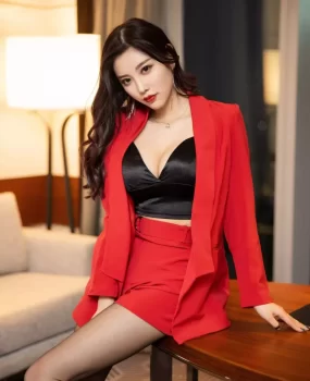 武汉偶遇极品御姐，丝足捆绑大作战，极度诱惑